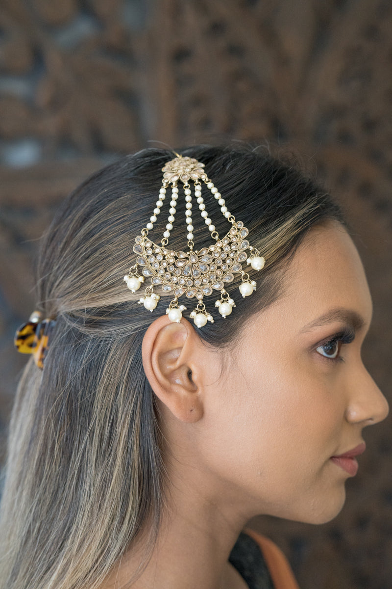 Gorgeous Gold Jhoomar/Large Tikka with Pearls