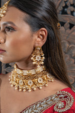 || ESMARIA || Pearl & Gold Bridal Choker Necklace with Earrings & Tikka